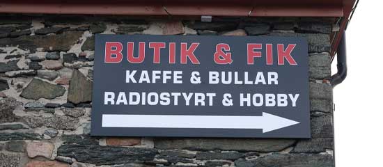 Radiostyrd bil - Besök Powertoys egna fik & butik